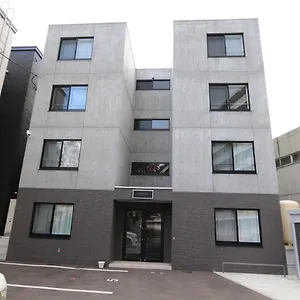 アパート レユシール山鼻南103